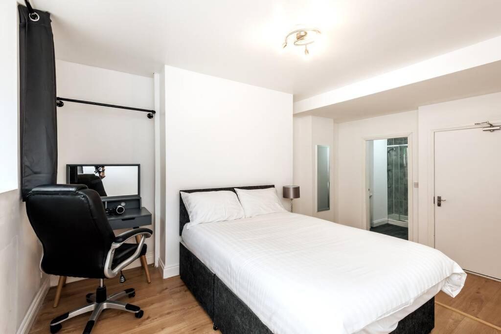 Liverpool City Centre - Fabulous 3 En-Suite Bedrooms - Sleeps 10 People Екстериор снимка